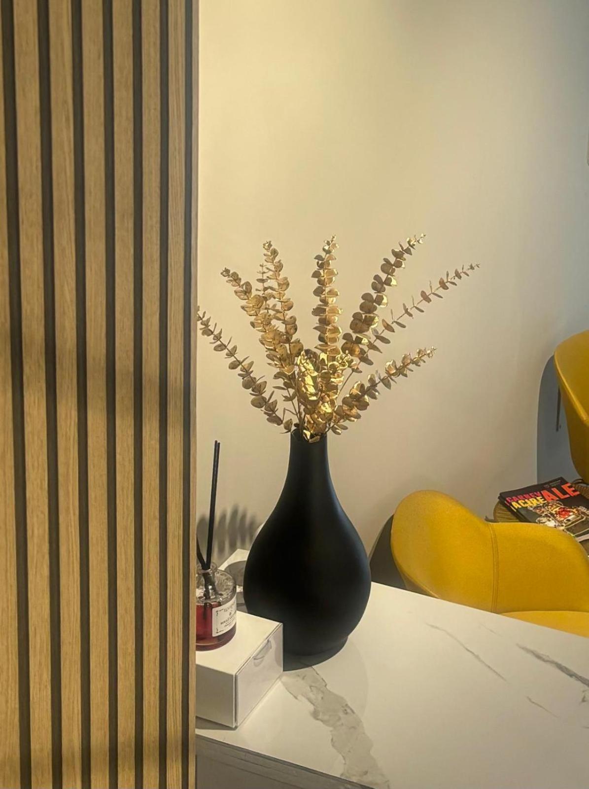 Narciso Boutique Apartment อาชิเรอาเล ภายนอก รูปภาพ